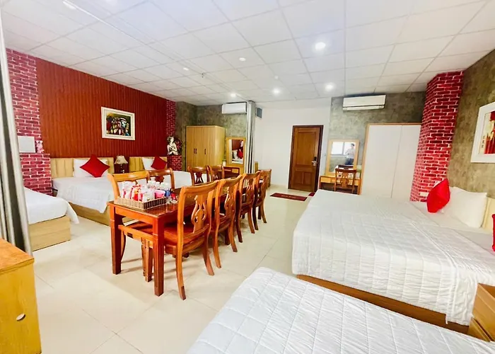 Moon Hotel Cau Giay