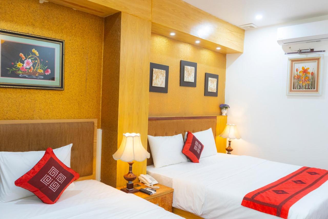 Moon Cau Giay Hotel 3*